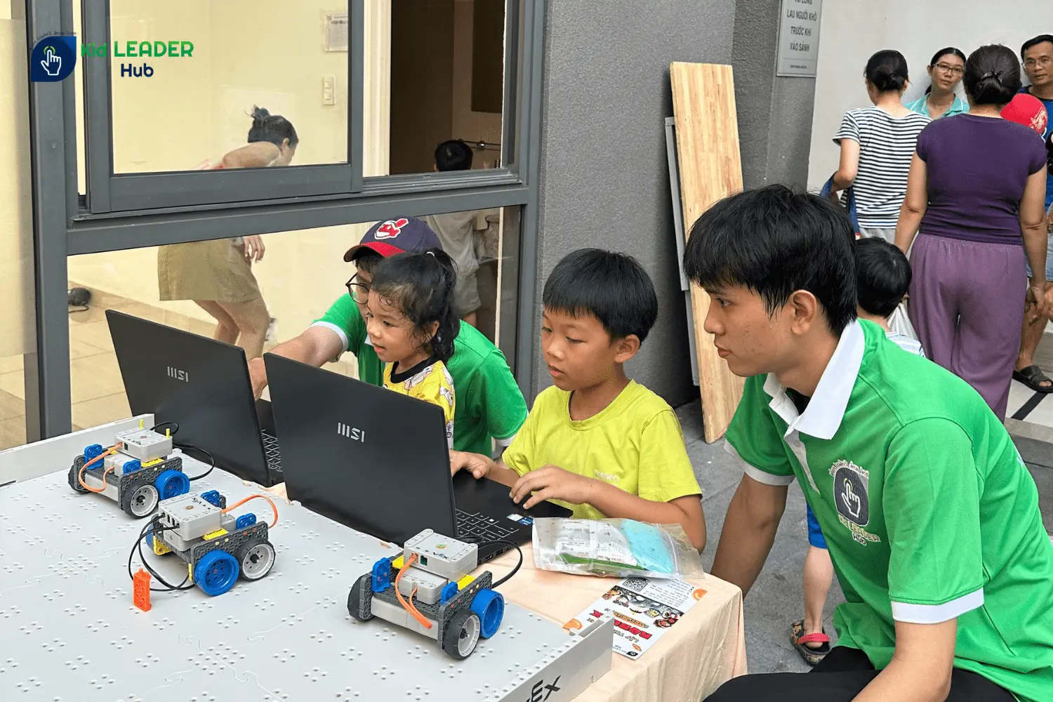 Trải nghiệm Lập trình và Robotics tại Chung Cư Florita cùng Kid Leader Hub và Trường Quốc tế Bắc Mỹ (SNA)