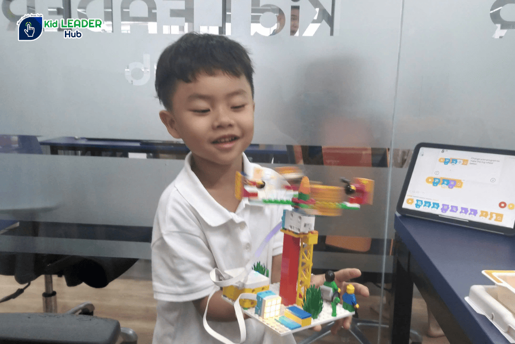 Kid Leader Hub trại hè tiếng Anh công nghệ tại TPCHM