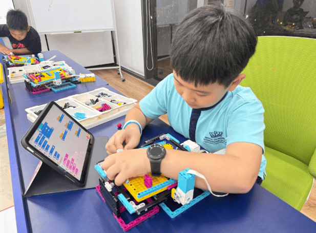 Khóa học lập trình cho trẻ em tại Kid LEADER Hub